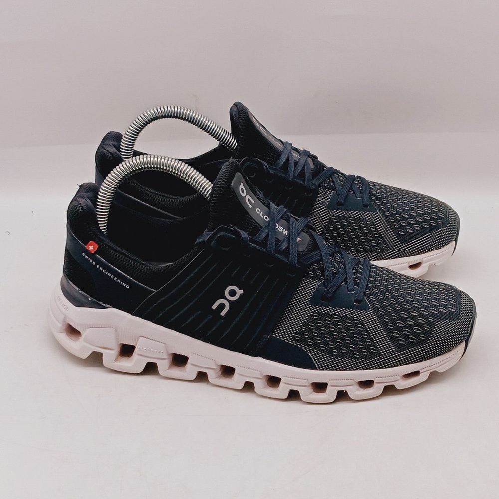 ON Cloudswift Womens Athletic Sneakers Running Shoes Size 8
